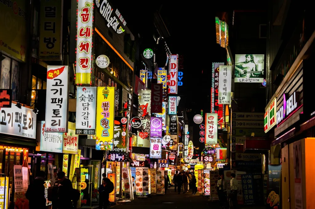 Night Slice-of-Life K-Drama night street with shops in everyday Seoul.