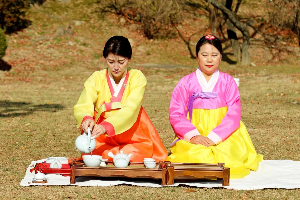 A traditional Korean tea ceremony performed by two women.